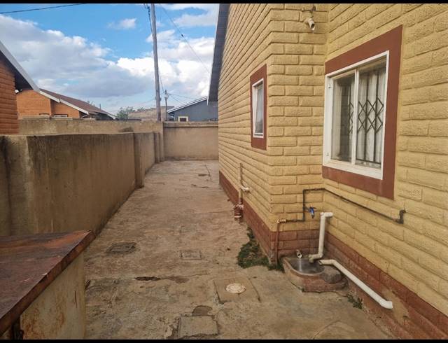 2 BEDROOM HOUSE FOR SALE IN EVATON WEST